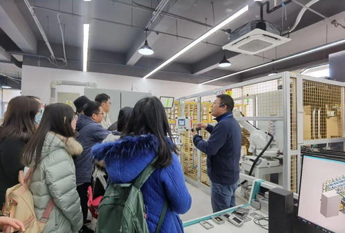 扎根熱土，足履實地——我院師生一行赴南京信息職業(yè)技術(shù)學(xué)院參觀學(xué)習(xí)紀(jì)實